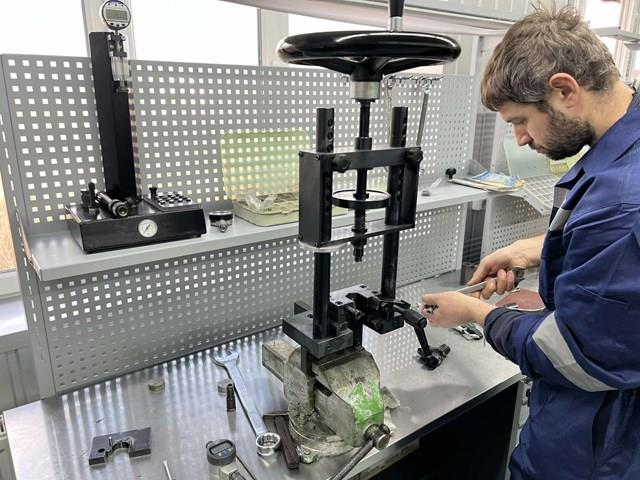 0414720313 Bosch Inyector de combustible