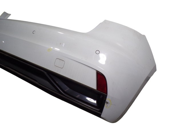 82A807067AGRU VAG Defensa trasero