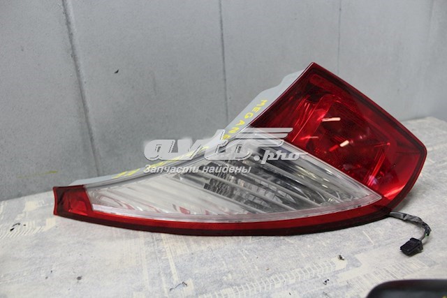 Piloto posterior interior derecho Renault (RVI) 265500009R precio, desde 116,26 USD