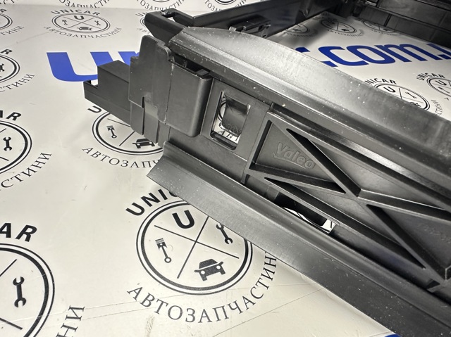 Comprar A167504000064 Mercedes Deflector de aire del radiador