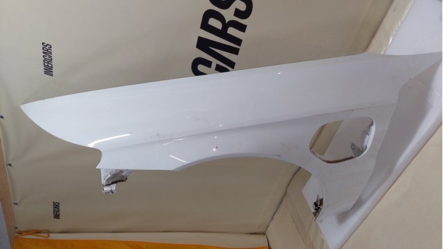 Comprar 4J3821103 VAG Aleta delantera izquierda