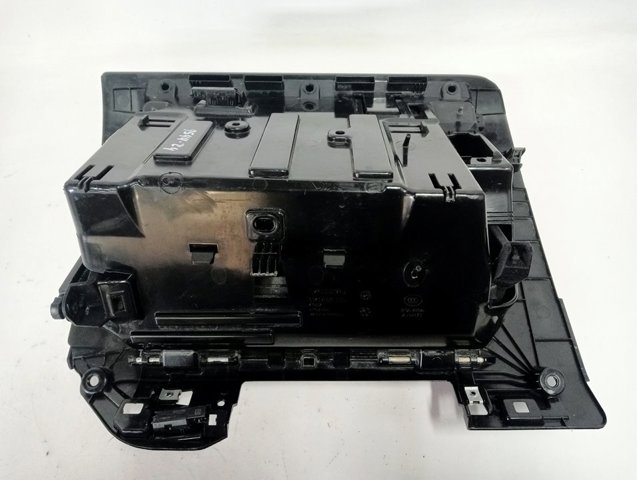 Tapa de la guantera Volvo XC60 II SUV (246) (2017 - 2026) precio, desde 101,64 EUR