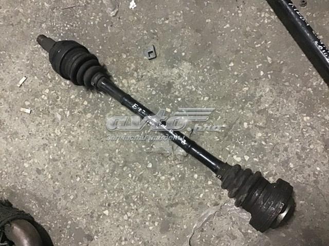 33207604600 BMW árbol de transmisión trasero derecho