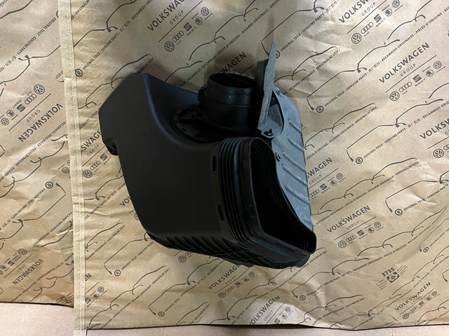 Caja del filtro de aire 4G0133838R VAG
