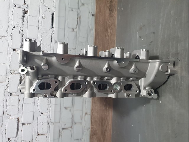 Cabeza de cilindro Ssang Yong 6640160001 precio, desde 910,40 EUR