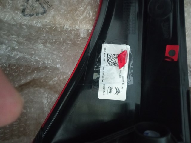 Piloto trasero derecho Peugeot/Citroen 9818810280