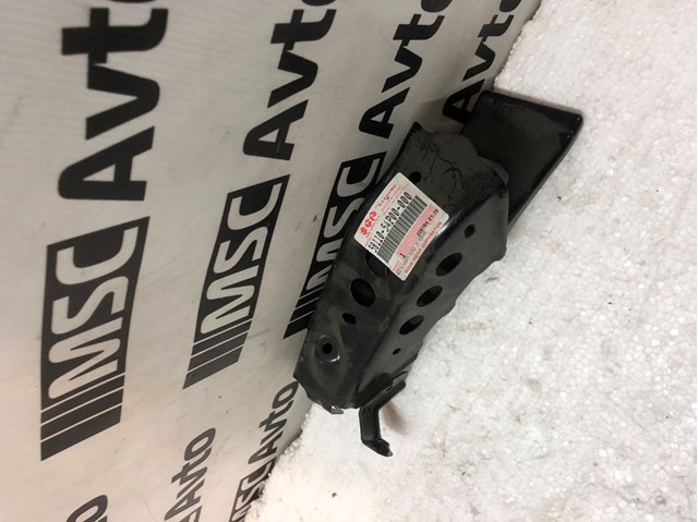 5811054P00000 Suzuki 