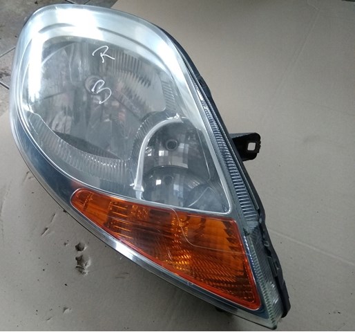 8200701353 Renault (RVI) faro derecho