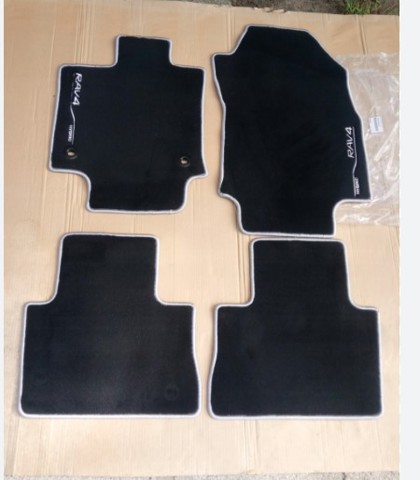 Comprar Alfombrillas Toyota RAV4 V A5,H5
