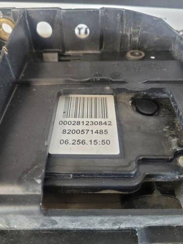 Accionamiento eléctrico del freno de mano 8200571485 Renault (RVI)