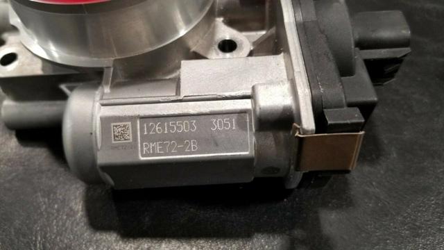 Cuerpo de aceleración completo General Motors 12595829 precio, desde 195,60 EUR