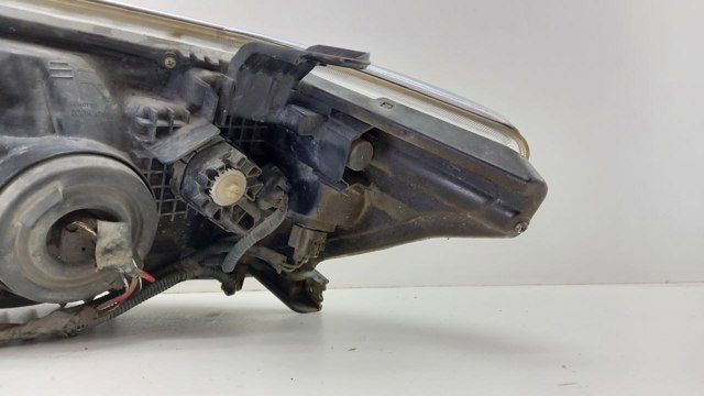 Faro derecho 811100K440 Toyota