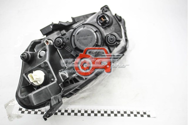 Faro derecho Ssang Yong 8310234000 precio, desde 319,44 EUR