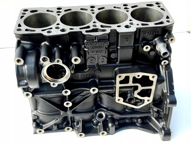 Bloque de cilindros del motor para Audi A3 (8PA)