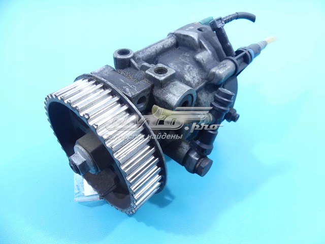 Comprar R9042A042A Renault (RVI) Bomba inyectora