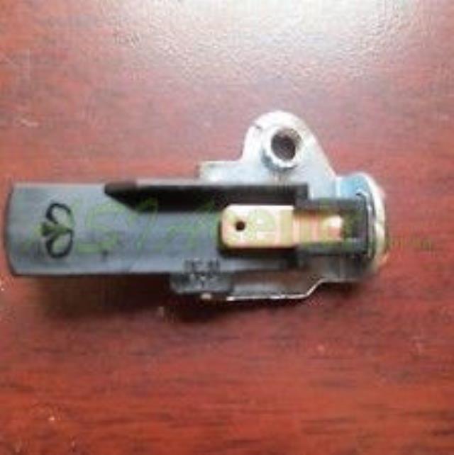 Interruptor, luz de control del freno de mano para Daewoo Nubira (J10, J15)