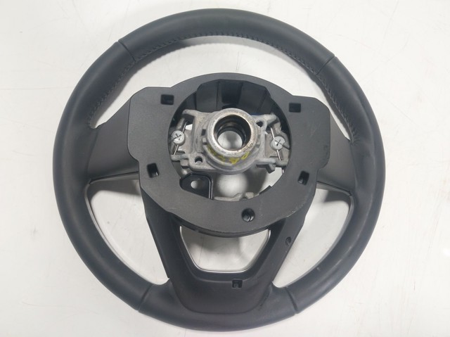 Volante para Toyota Yaris  P21