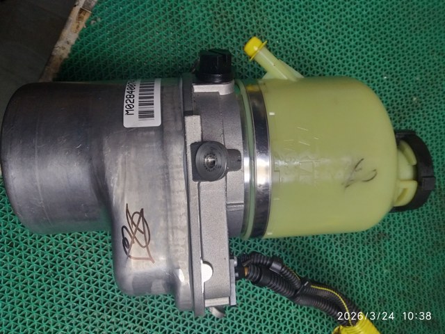 Bomba de dirección 95513507 General Motors