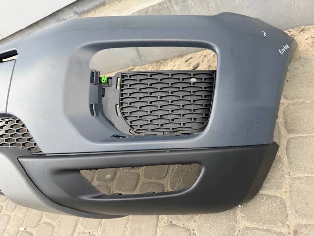 Parachoques Land Rover LR079394
