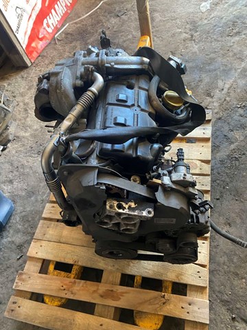 Comprar F9QE804 Renault (RVI) Motor completo