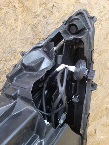 Comprar 8118548C50 Toyota Faro delantero izquierdo