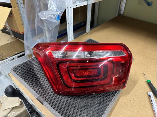 9817303780 Peugeot/Citroen Piloto trasero izquierdo