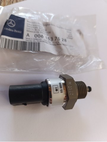 08045700 PE Automotive Sensor de presión de combustible