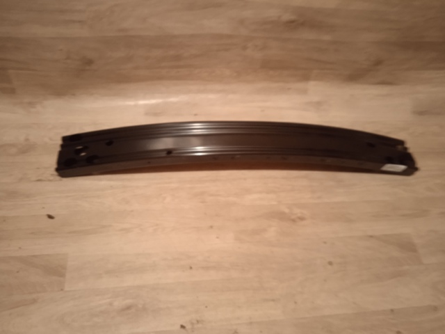 Refuerzo de parachoques delantero Polcar 27X1073 precio, desde 81,66 EUR