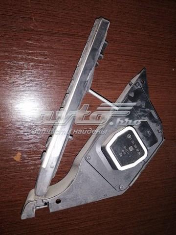 Pedal de acelerador MERCEDES A2043000204