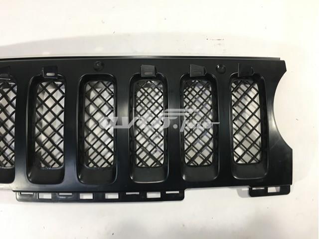 Comprar 68091527AA Chrysler Rejilla frontal