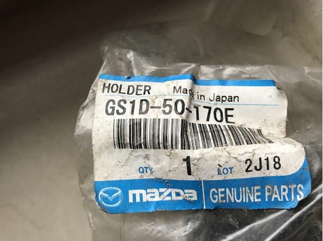 GS1D50170E Mazda soporte de matricula delantera