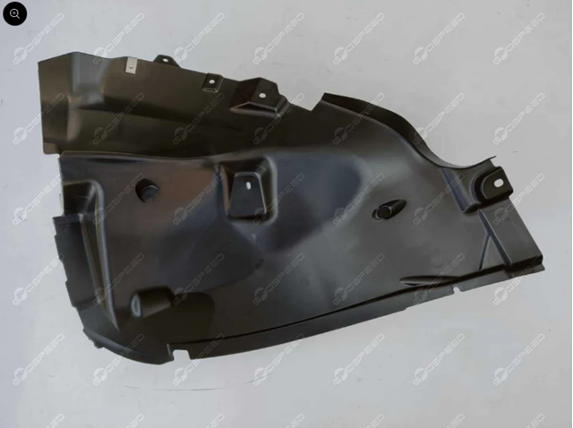 Guardalodos interior delantero derecho LR070414 Land Rover