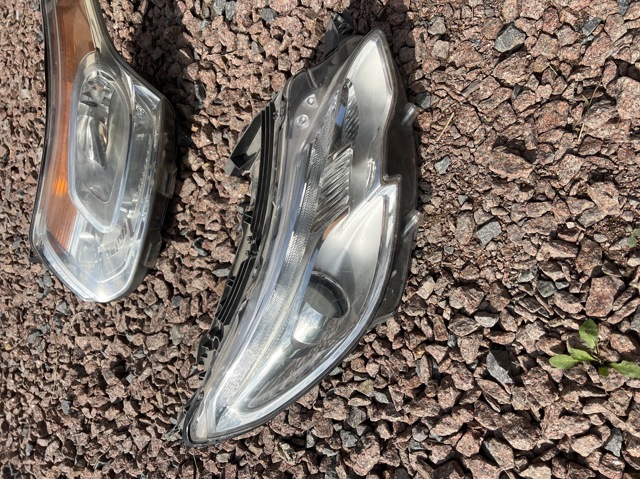 Faro derecho 9677810280 Peugeot/Citroen