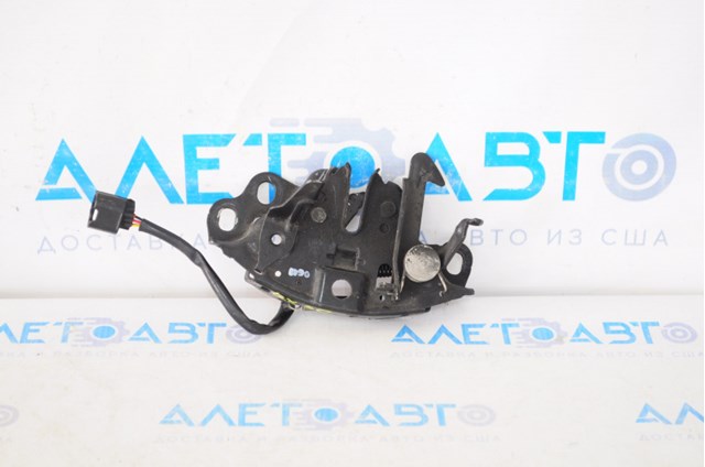 656015NA0A Nissan/Infiniti Cerradura de Capot