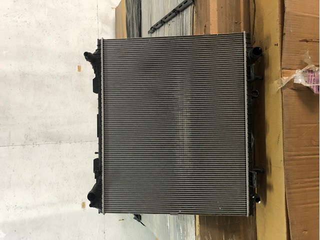 Radiador LR062425 Land Rover