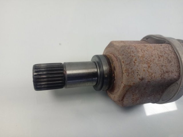 Semieje delantero izquierdo 9820471280 Peugeot/Citroen