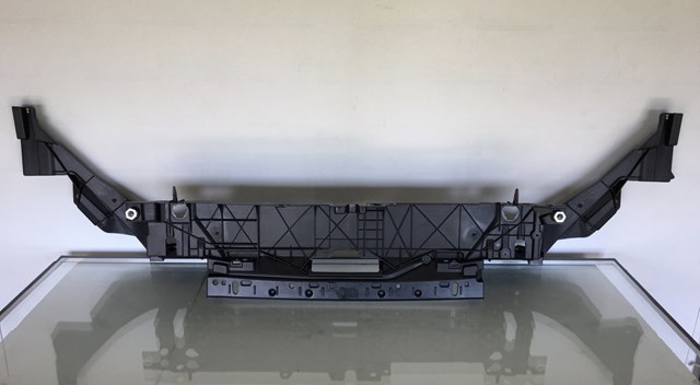 DS7Z16138B Market (OEM) soporte de radiador superior (panel de montaje para foco)