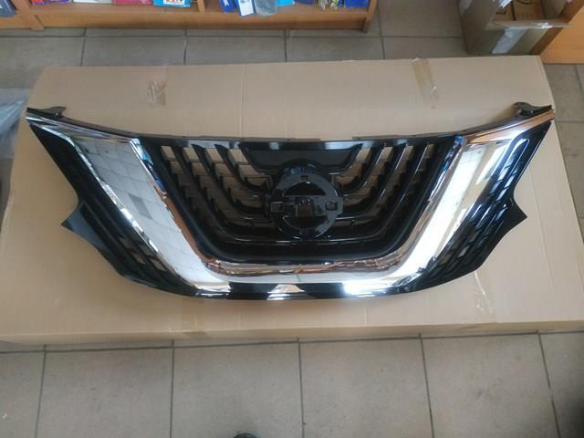 Rejilla Nissan/Infiniti 623109UF0A