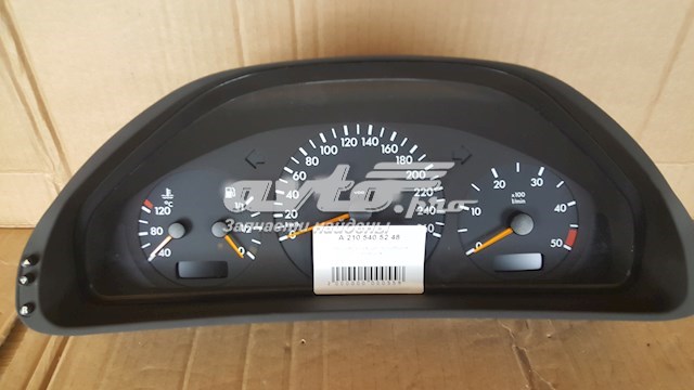 Panel frontal interior salpicadero Mercedes E (S210)