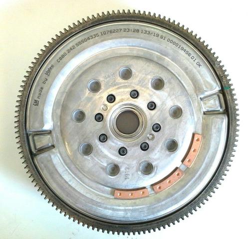 55498275 General Motors Volante de motor