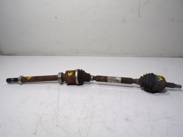 Semieje delantero derecho Renault (RVI) 391001063R precio, desde 92,56 EUR