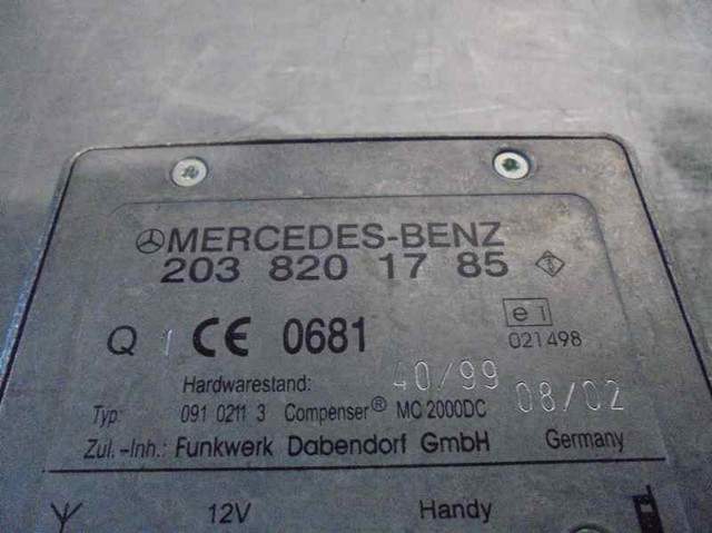 2038201785 Mercedes Amplificador de señal de antena