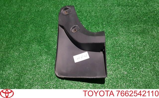 7662542110 Toyota faldilla guardabarro trasera derecha