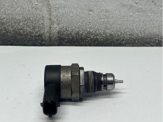 Regulador de presión de combustible General Motors 815539 precio, desde 113,26 EUR