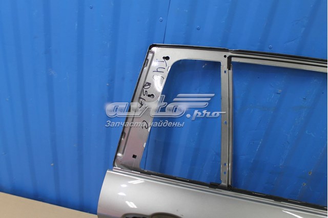 Puerta trasera derecha 41009631840 BMW