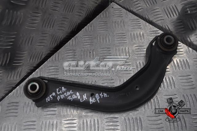 55120C2100 Hyundai/Kia brazo suspension trasero superior derecho