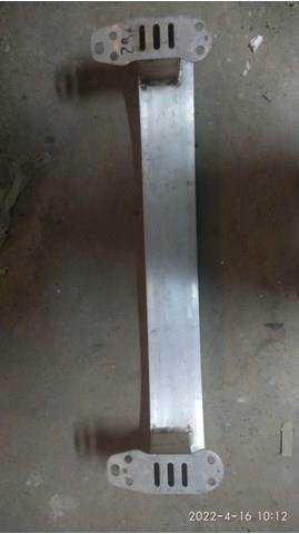 Refuerzo paragolpes delantero Fiat/Alfa/Lancia 51960732
