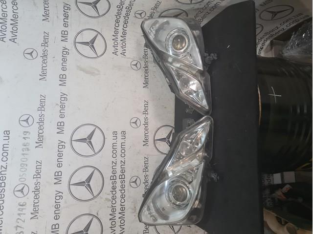 2078207661 Mercedes cristal de faro derecho