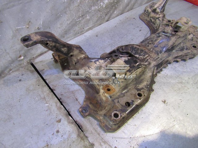 1812821 Ford subchasis delantero soporte motor