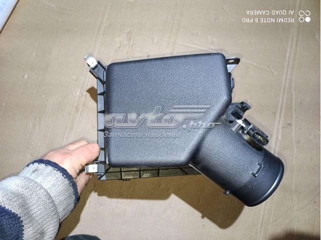 1770036320 Toyota casco de filtro de aire